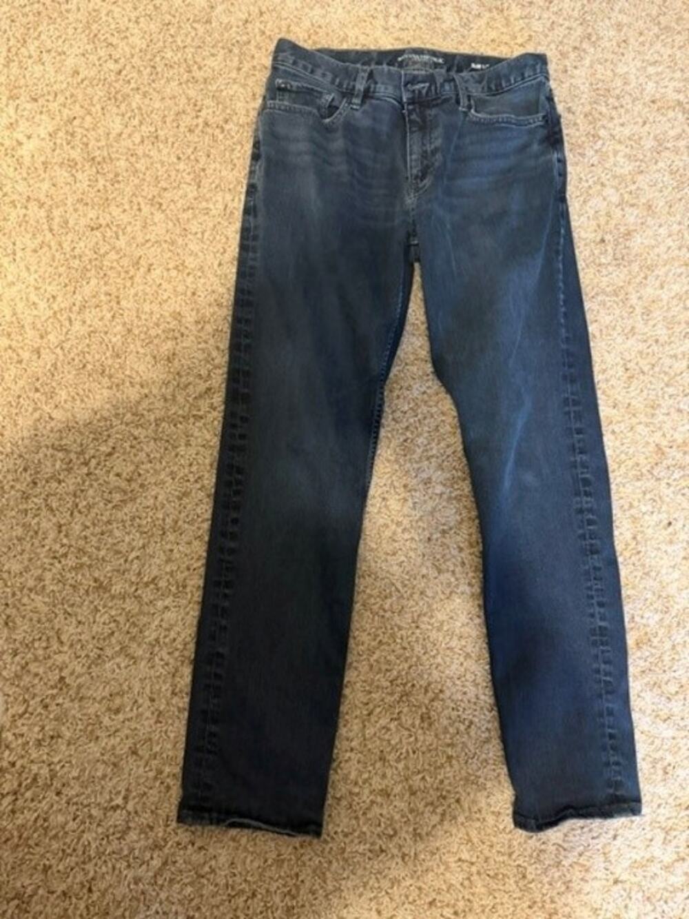 Banana Republic Men's Traveler Jeans 31 x 30 Slim Fit
